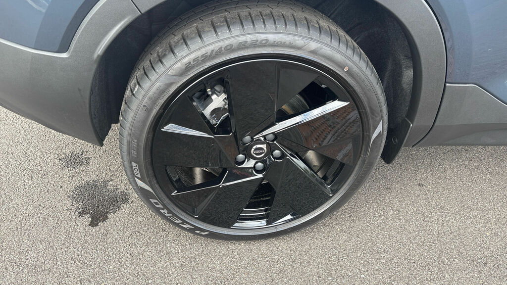 Volvo EX40 Single Motor Extended Range 82Kwh Ultra Black Edit  #16