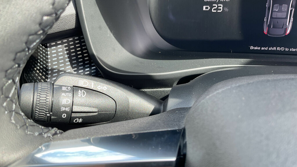 Volvo EC40 Twin Motor Performance Black Edition Ultra Black #39