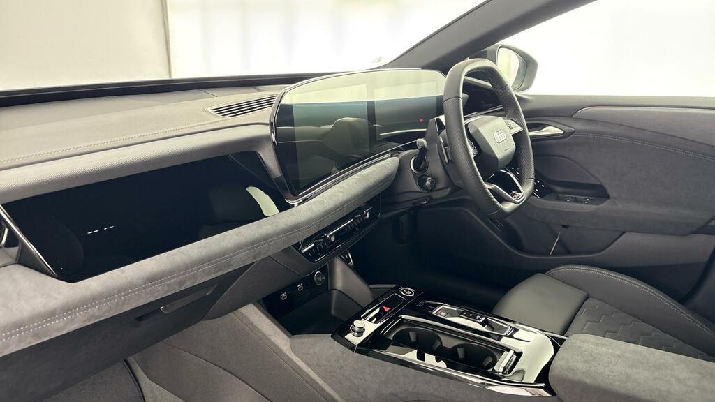 Audi A6 E-tron Avant 370Kw S6 Quattro 100Kwh Edition 1 Black #16