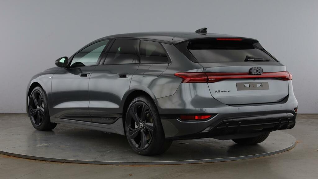 Audi A6 E-tron Avant 100Kwh Performance Black Edition 5-Door Grey #2