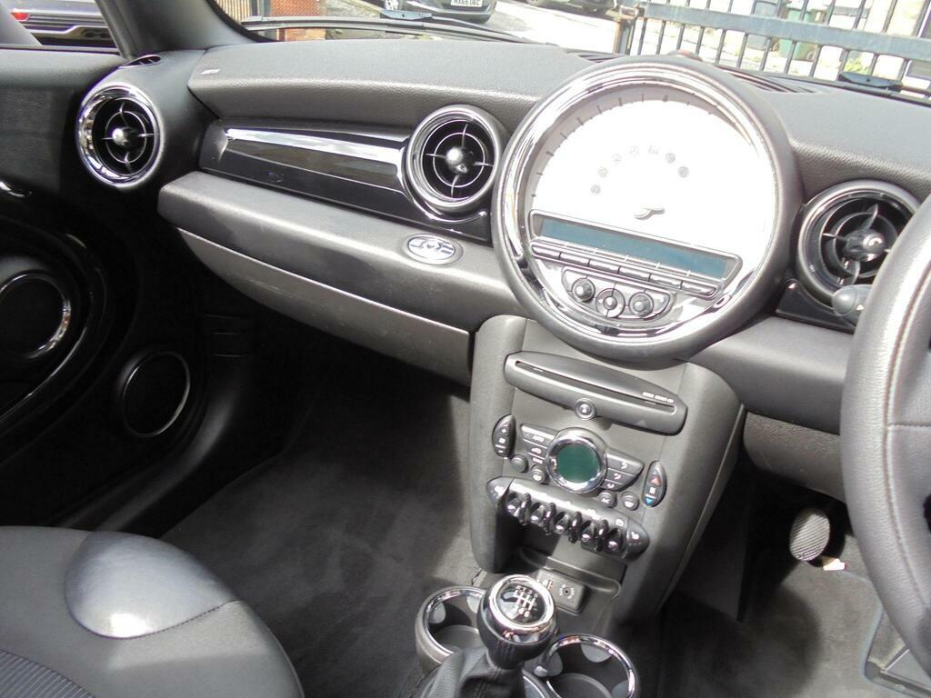 Mini Convertible 1.6 One Euro 6 Black #27