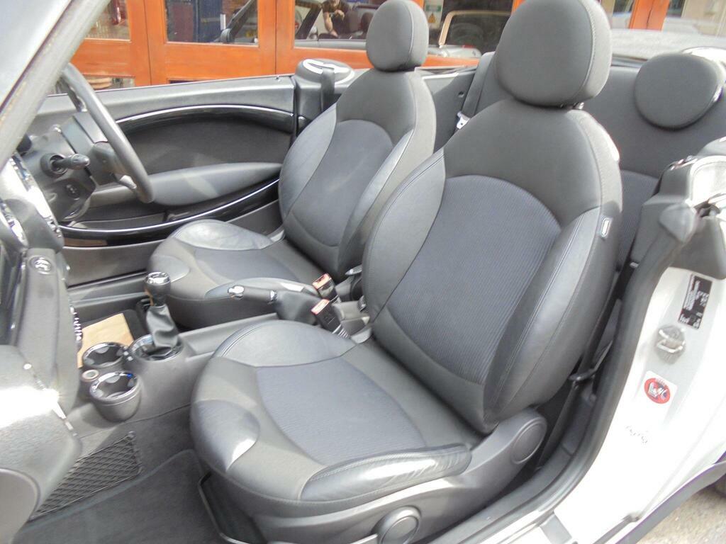 Mini Convertible 1.6 One Euro 6 Black #26