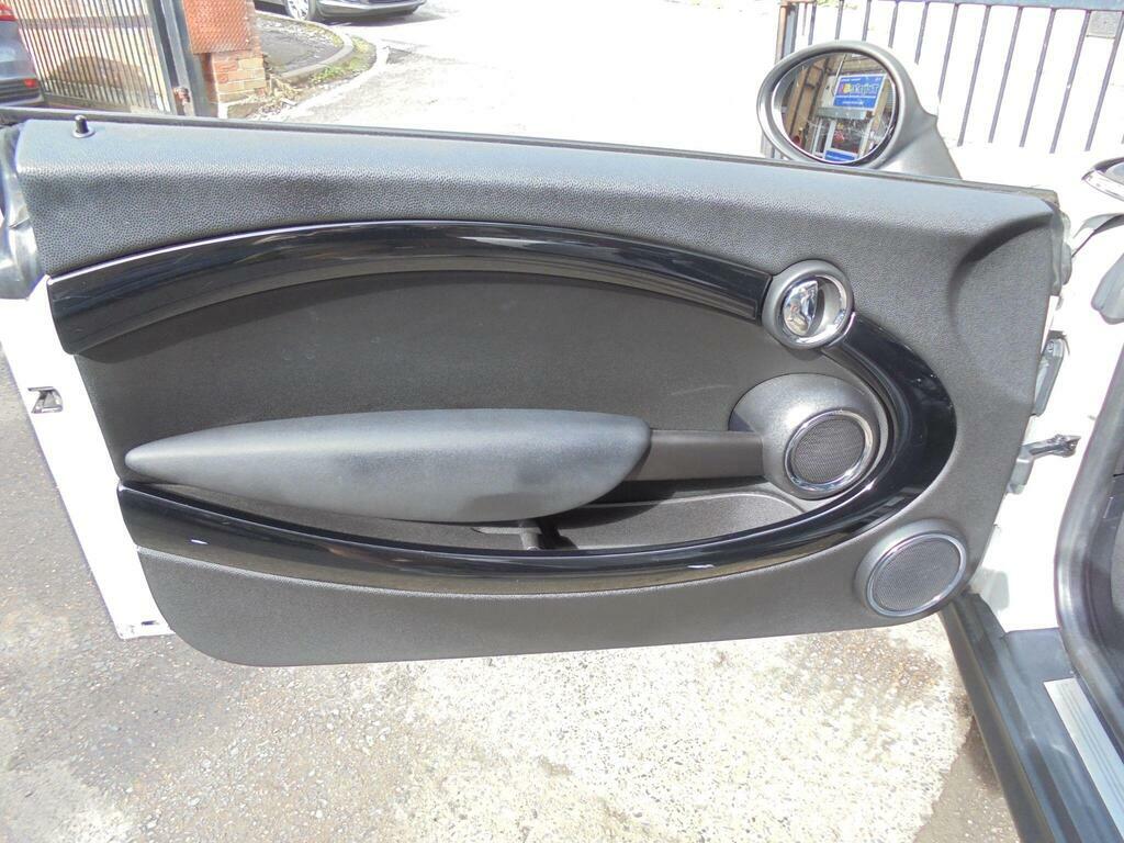 Mini Convertible 1.6 One Euro 6 Black #31