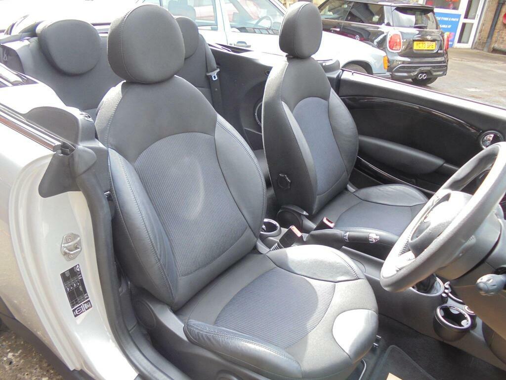Mini Convertible 1.6 One Euro 6 Black #24