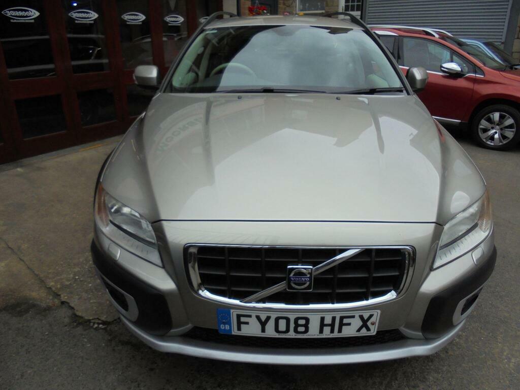 Volvo XC70 2.4 D5 Se Geartronic Awd Euro 4 Gold #2