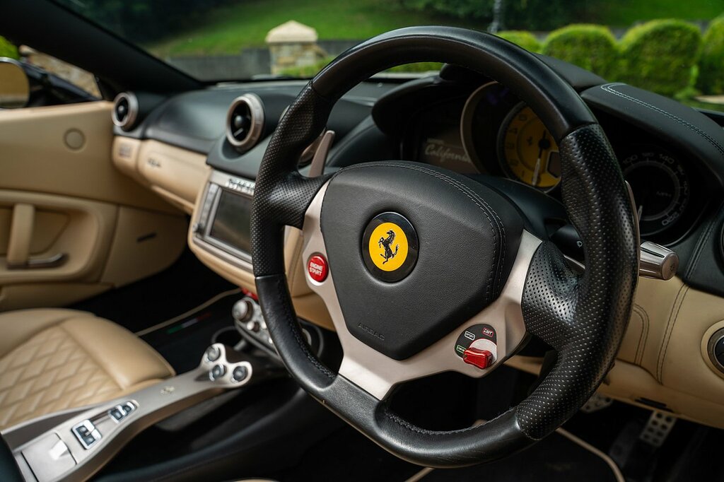 Ferrari California 4.3 2 Plus 2 460 Bhp Black #38