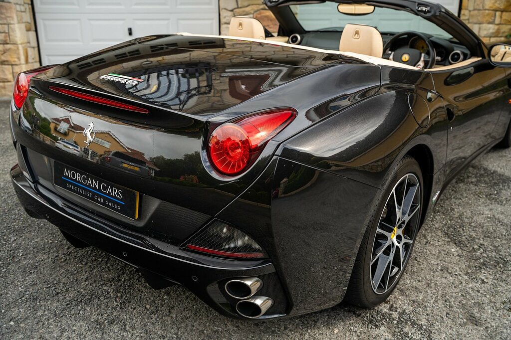 Ferrari California 4.3 2 Plus 2 460 Bhp Black #17