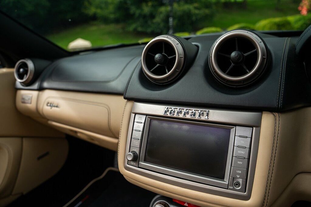 Ferrari California 4.3 2 Plus 2 460 Bhp Black #42