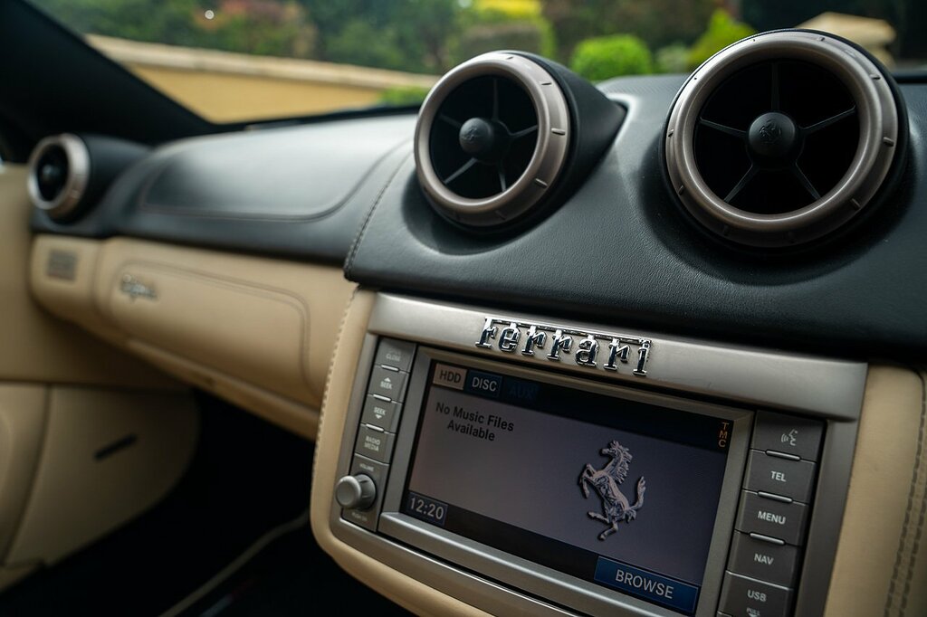 Ferrari California 4.3 2 Plus 2 460 Bhp Black #47
