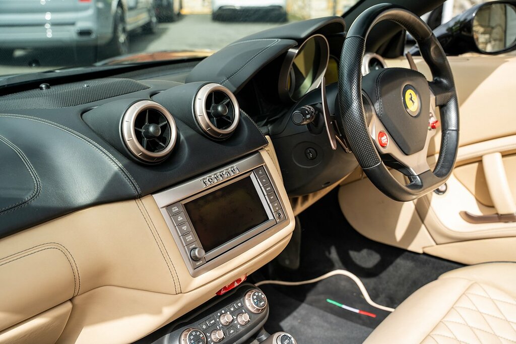 Ferrari California 4.3 2 Plus 2 460 Bhp Black #44
