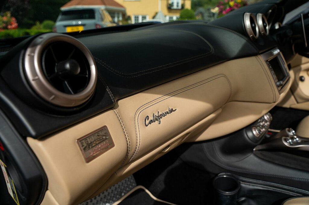 Ferrari California 4.3 2 Plus 2 460 Bhp Black #45