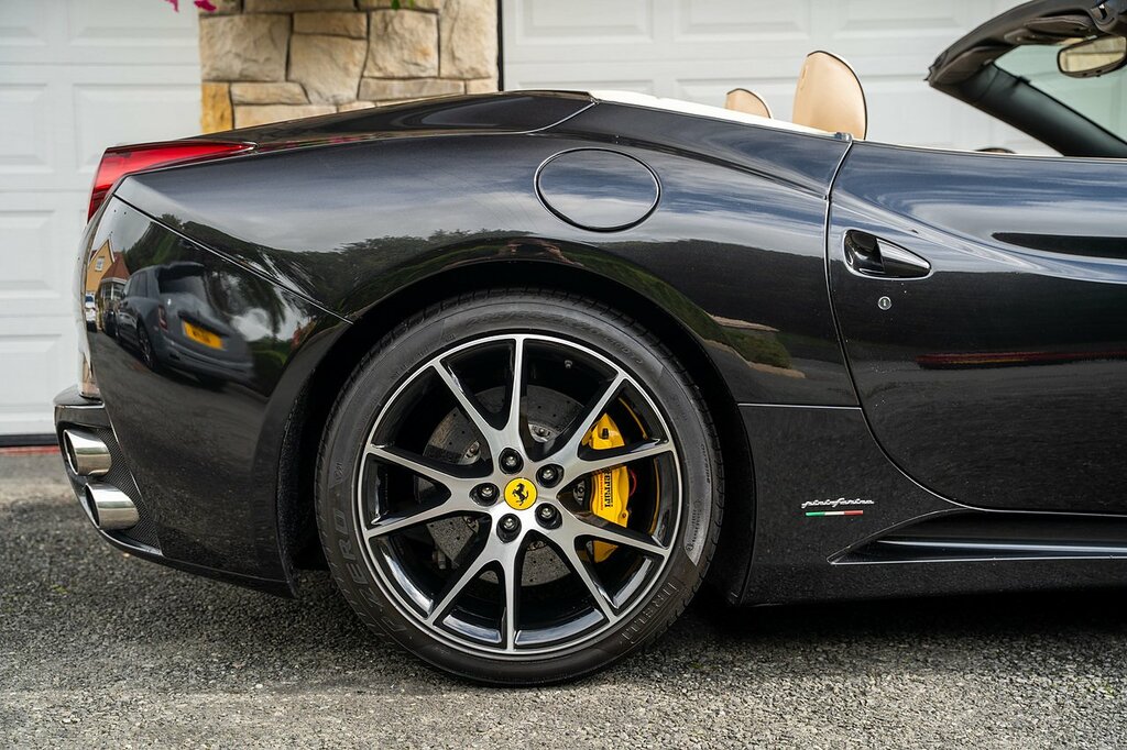 Ferrari California 4.3 2 Plus 2 460 Bhp Black #5