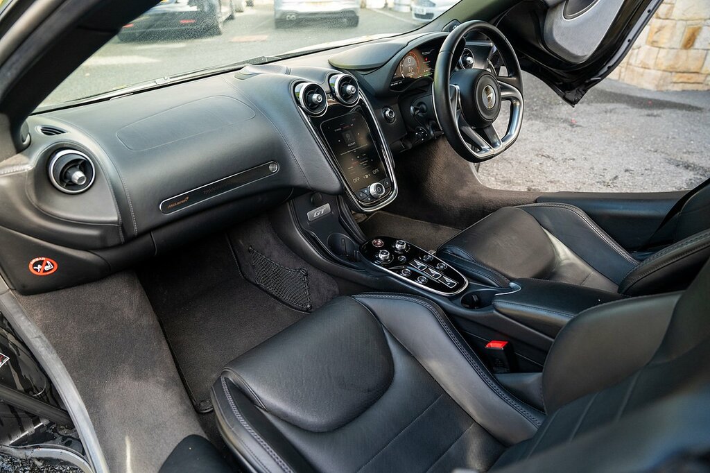 McLaren GT V8 Ssg Grey #71