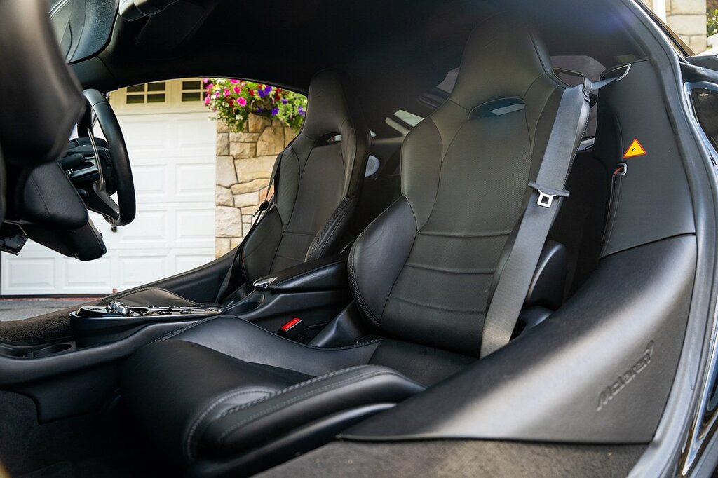 McLaren GT V8 Ssg Grey #77