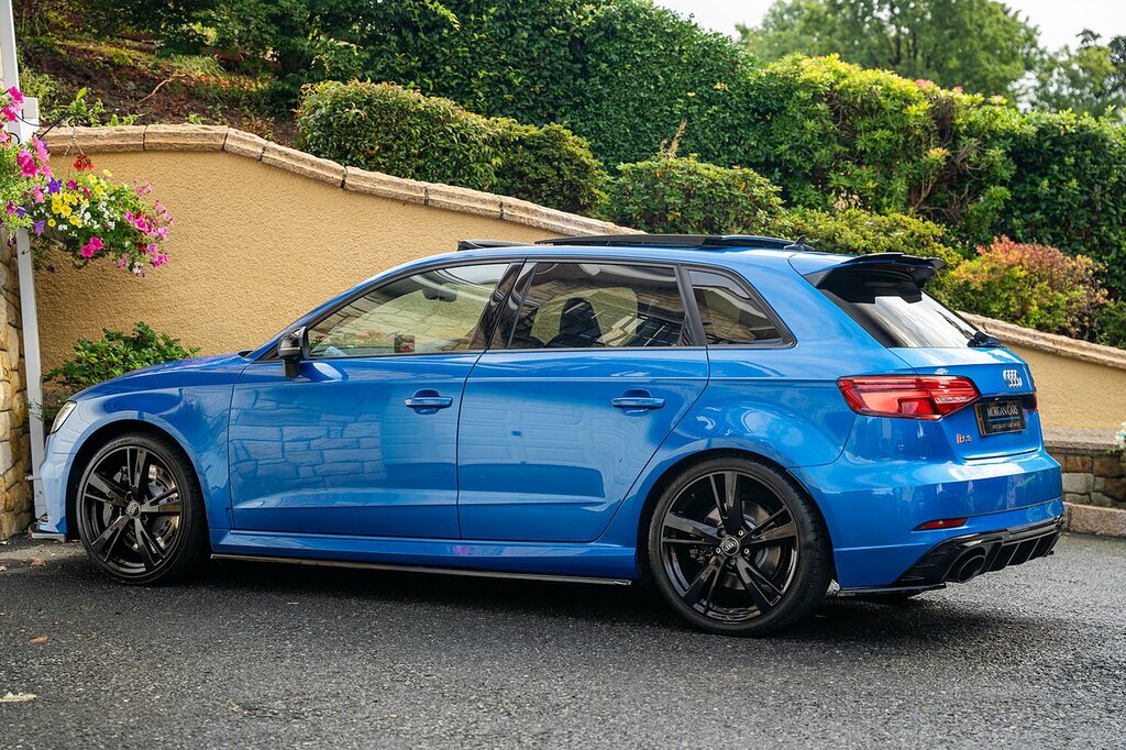 Audi RS3 Rs 3 Sportback Launch Edition 400 Ps S Tronic Black #9