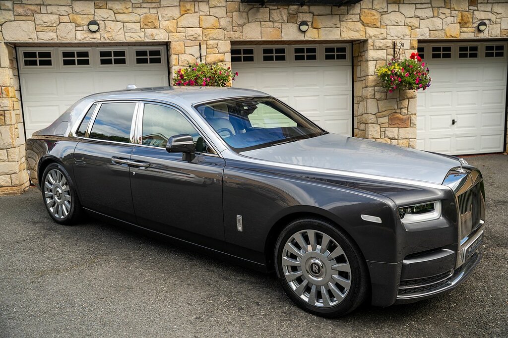 Rolls-Royce Phantom 6.7 V12 Saloon Euro 6 570 Ps Grey #2
