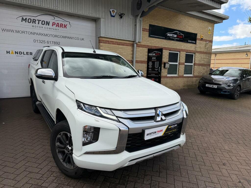 Mitsubishi L200 Pickup 2.2 Di-d Dc Barbarian 4Wd Euro 6 Ss White