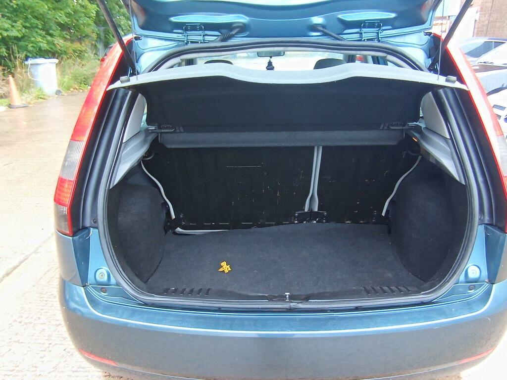 Ford Fiesta Hatchback Blue #9