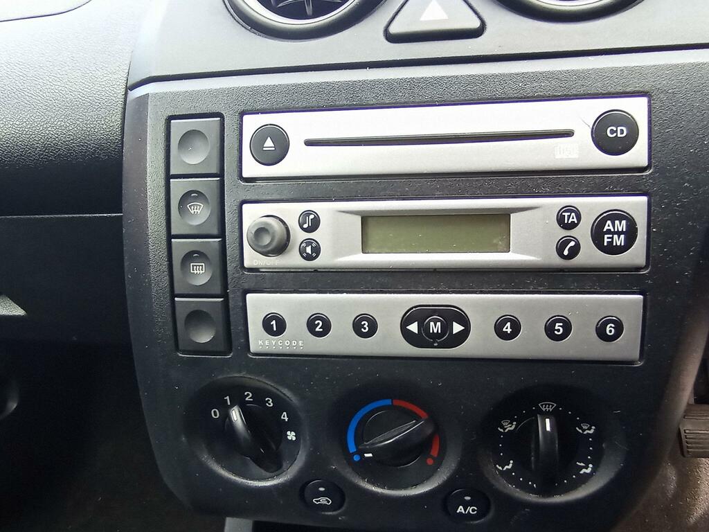Ford Fiesta 2004 54 Firefly  #12