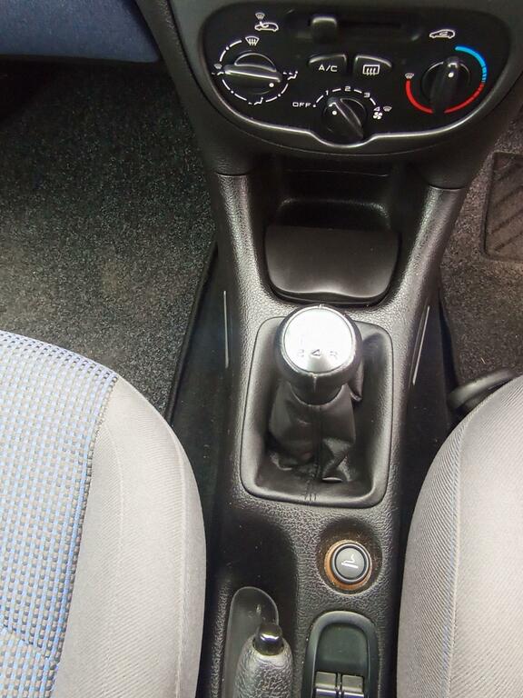 Peugeot 206 1.1 S Red #16