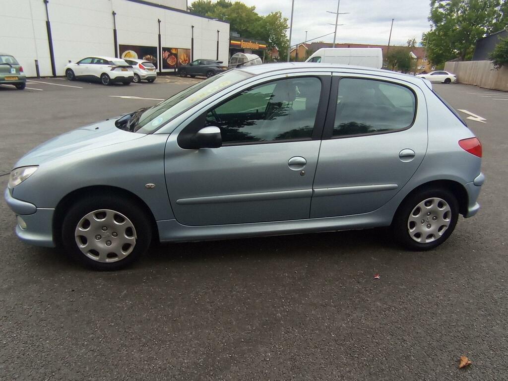 Peugeot 206 1.1 S Red #4