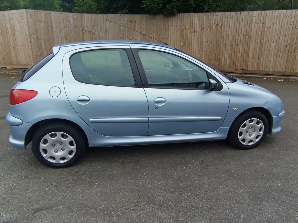 Peugeot 206 1.1 S Red #8
