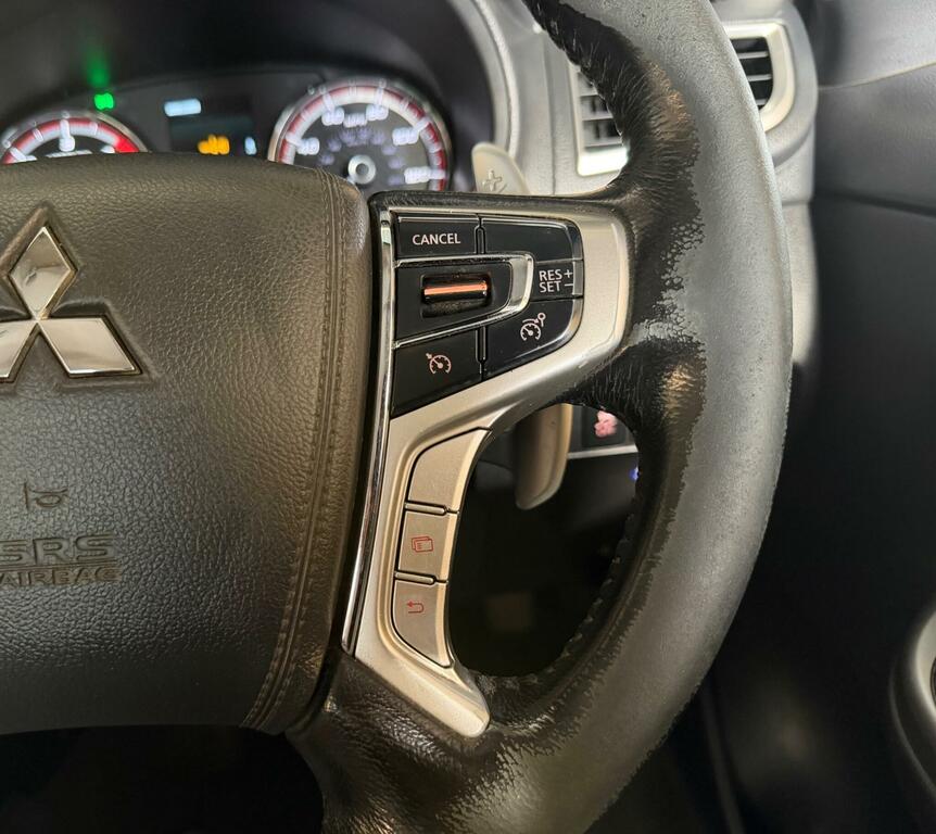 Mitsubishi L200 Black #26