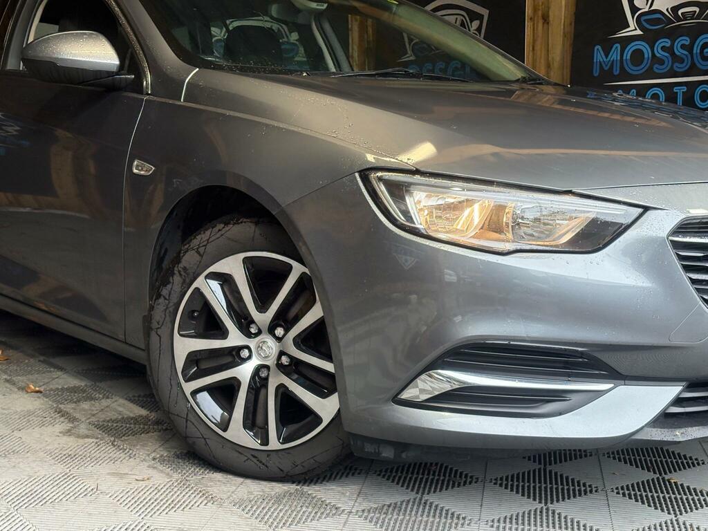 Vauxhall Insignia 1.6 Turbo D Ecotec Design Nav Sports Tourer E Grey #2