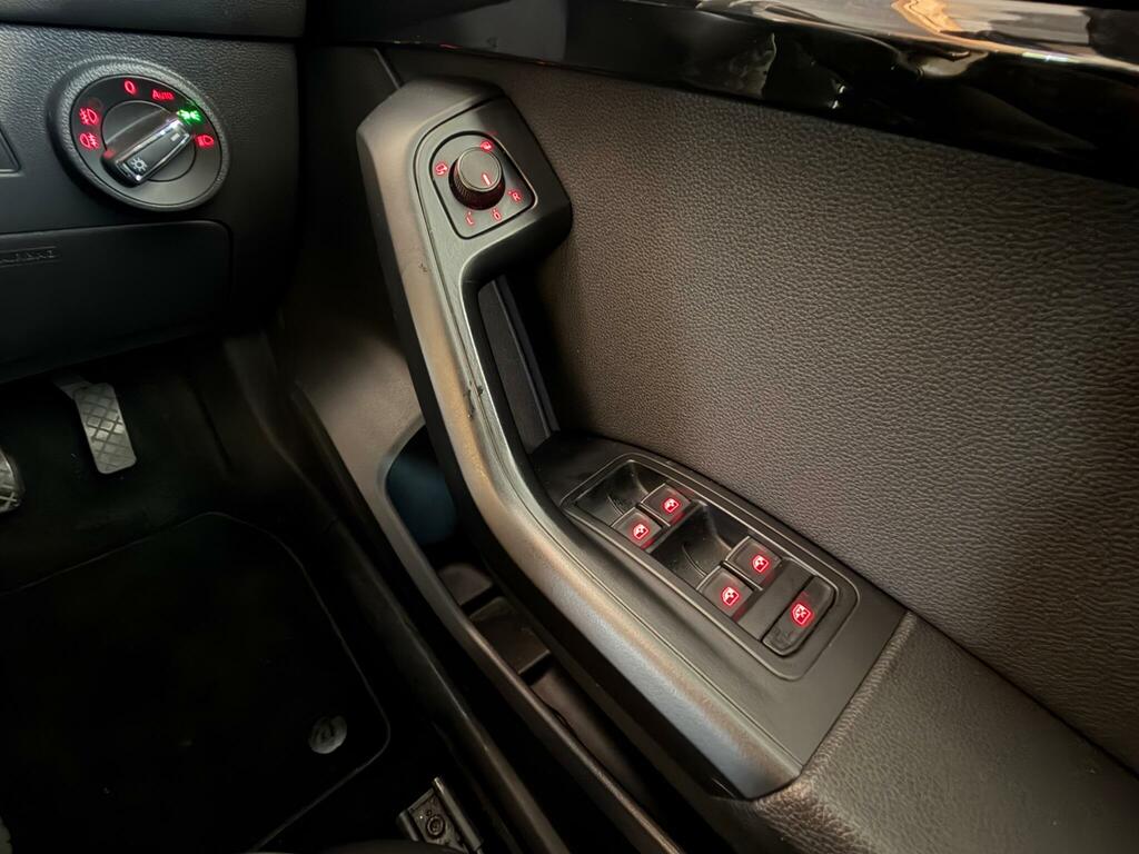 Seat Ateca 1.4 Ecotsi Se Dsg 148 Bhp Blue #14
