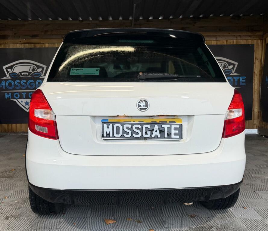 Skoda Fabia 1.6 Tdi Monte Carlo Euro 5 White #4