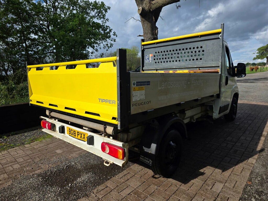 Peugeot Boxer 2.0 Bluehdi 335 Built For Business Tipper Dies White #4