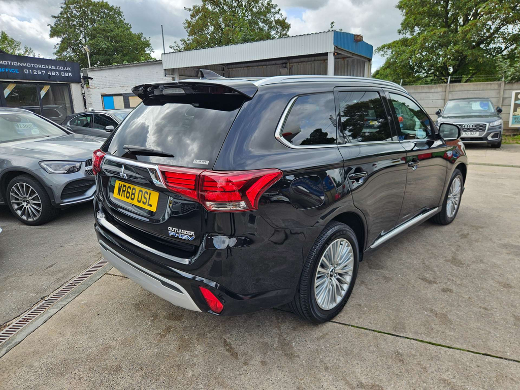 Mitsubishi Outlander Phev 4Hs Brown #24