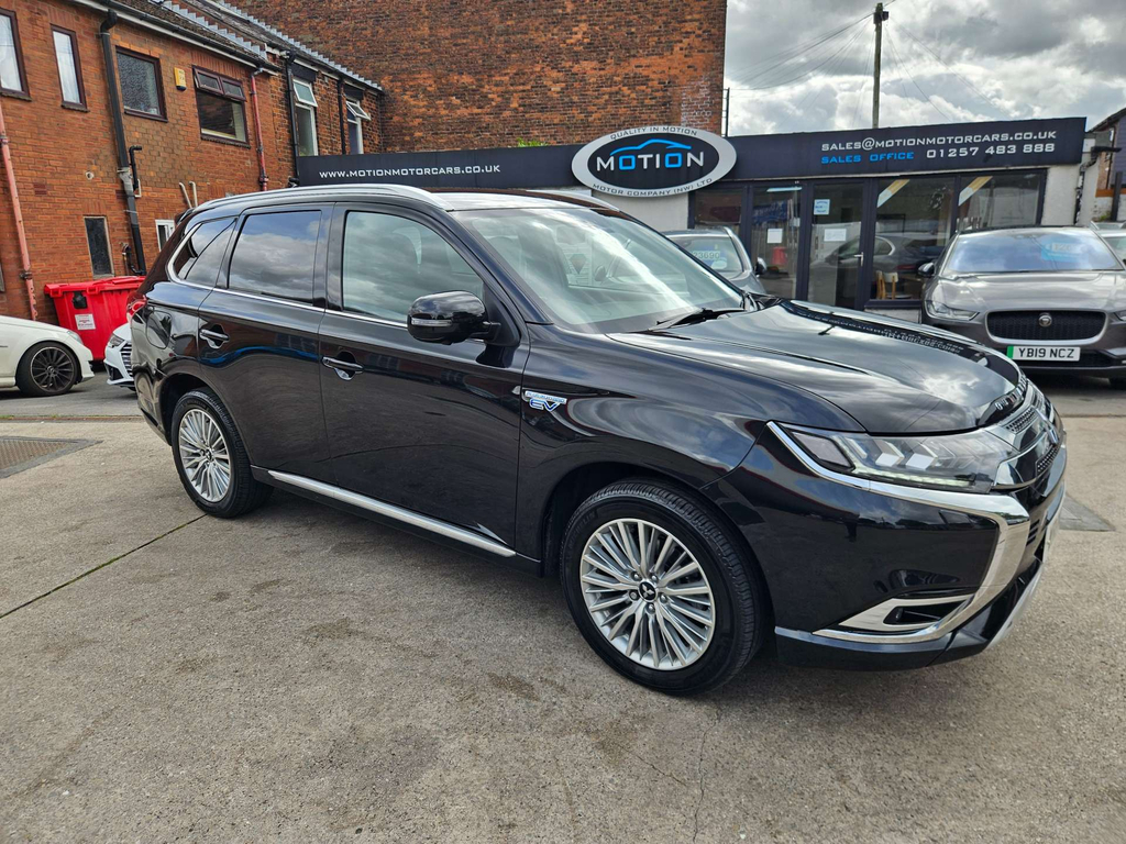 Mitsubishi Outlander 5H Phev Cvt 4Wd Black #4
