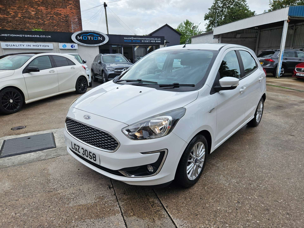 Ford KA+ Zetec White