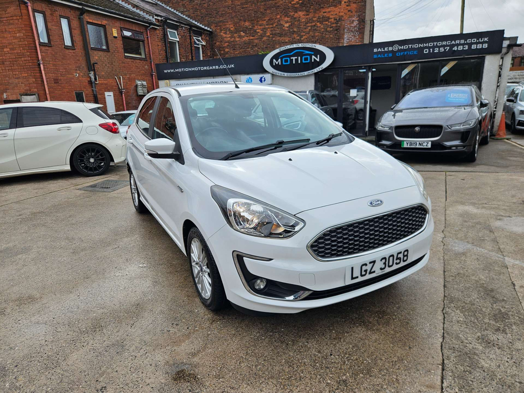 Ford KA+ Zetec White #2