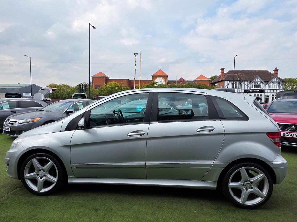 Mercedes-Benz B Class E250 Se Cdi Blueefficiency Black #9