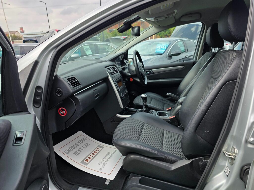 Mercedes-Benz B Class E250 Se Cdi Blueefficiency Black #10