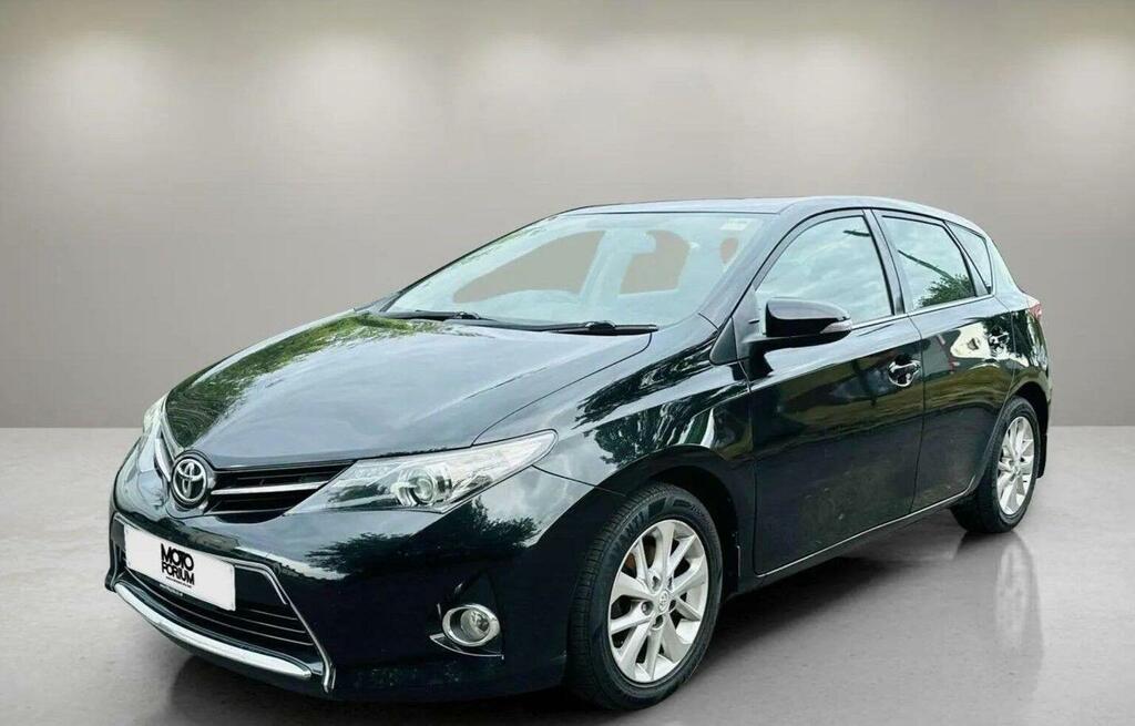 Toyota Auris Hatchback Blue #37