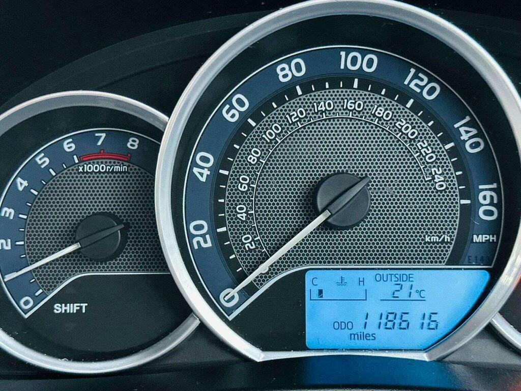 Toyota Auris Hatchback Blue #21
