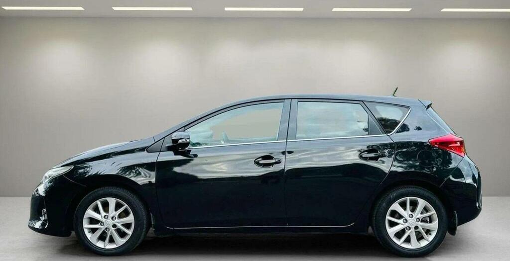 Toyota Auris Hatchback 1.33 Dual Vvt-i Icon Euro 5 Ss 2 Black #5