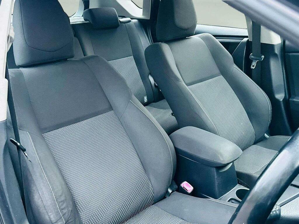 Toyota Auris Hatchback Blue #33