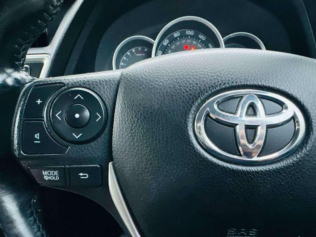 Toyota Auris Hatchback Blue #23