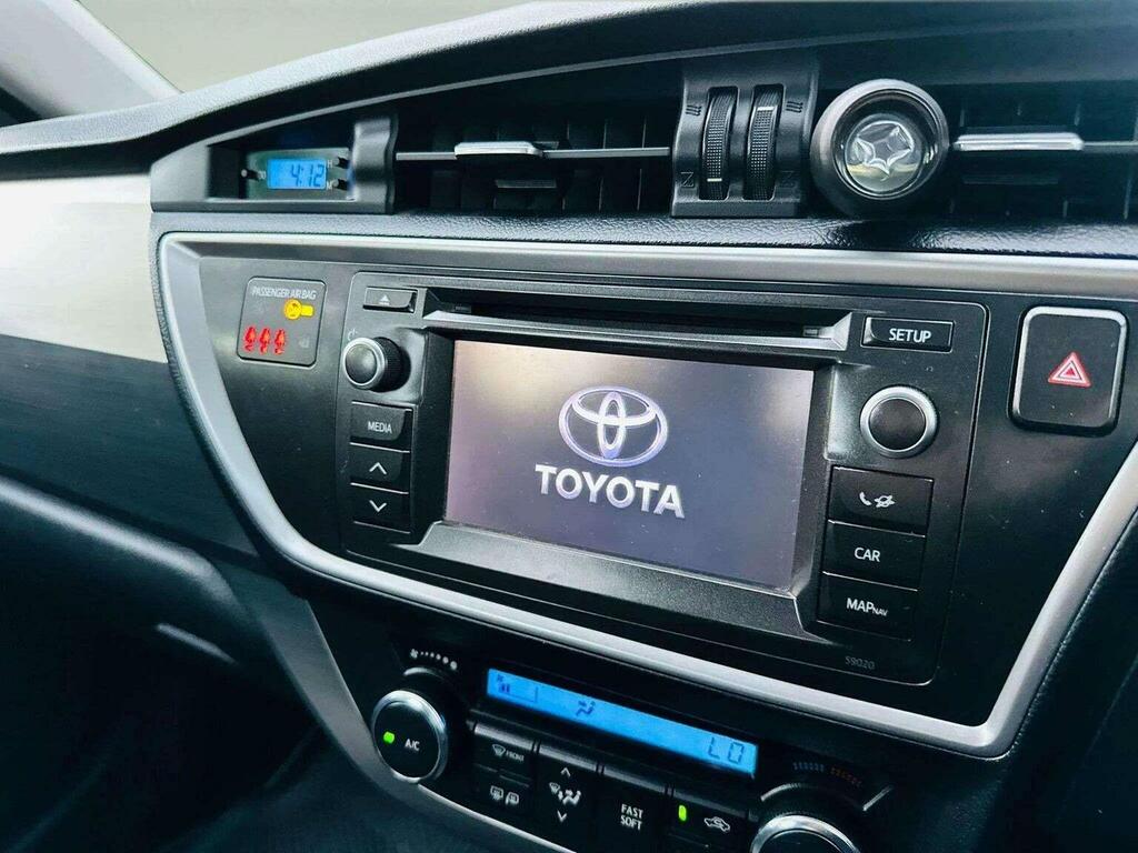 Toyota Auris Hatchback Blue #22