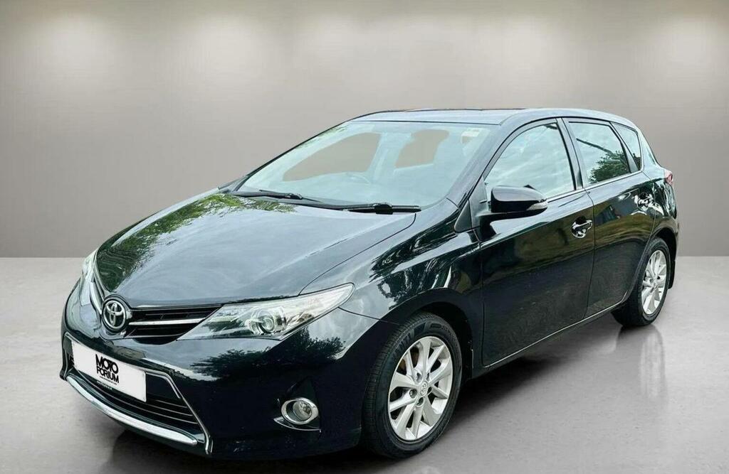 Toyota Auris Hatchback Blue #12