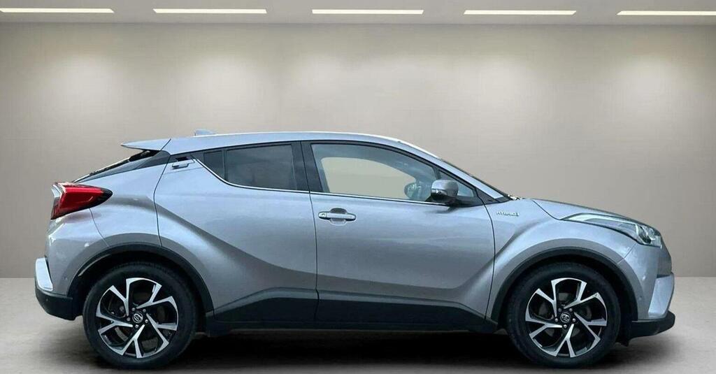 Toyota C-Hr 1.8 Vvt-h Design Cvt Euro 6 Ss Silver #4