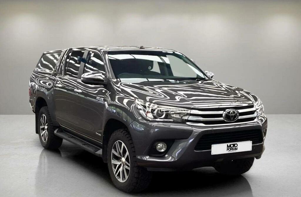 Toyota HILUX 2.4 D-4d Invincible 4Wd Euro 6 Ss Tss Grey