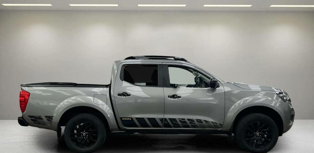 Nissan Navara 2.3 Dci Tekna 4Wd Euro 6 Grey #3