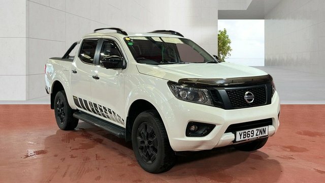 Nissan Navara Navara N-guard Dci White