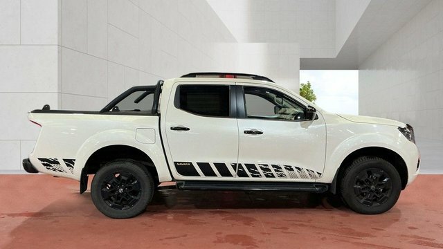 Nissan Navara Navara N-guard Dci White #4