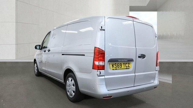Mercedes-Benz Vito Manual Silver #3